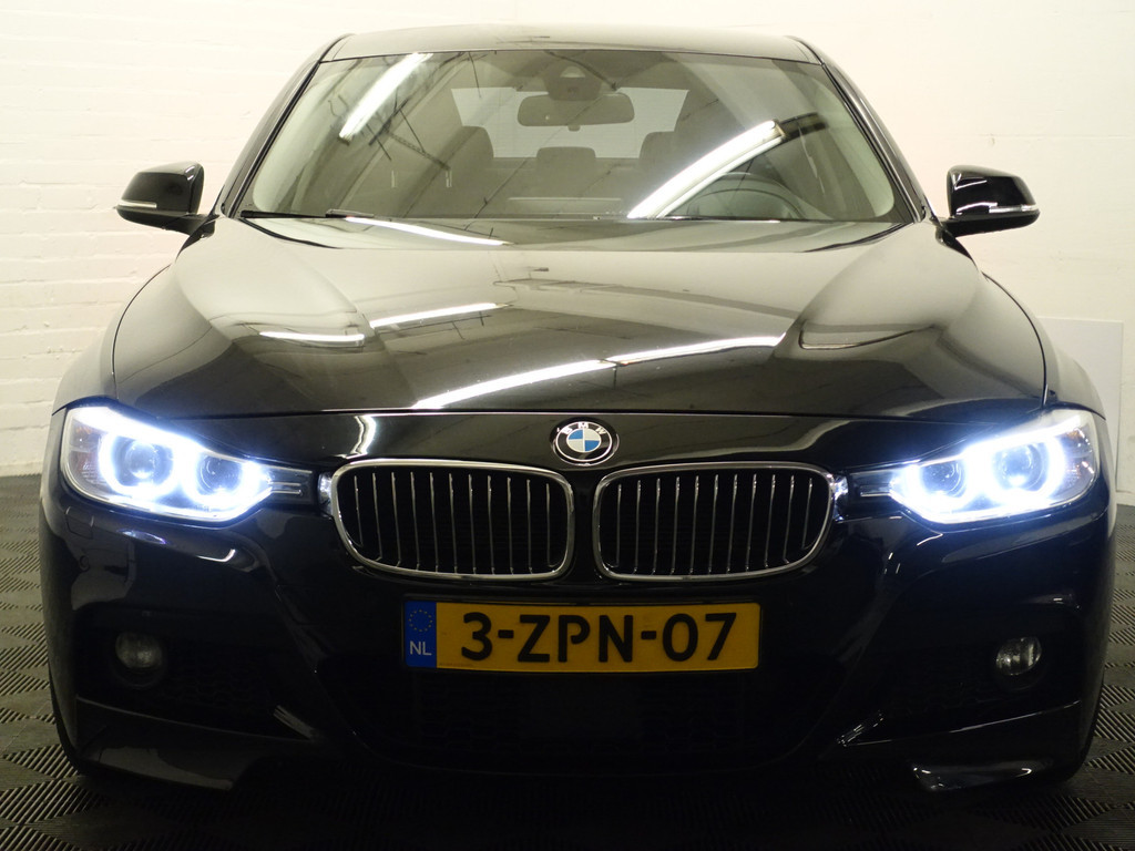 
BMW 3-serie 320i M Performance Aut- 57DKM, Xenon Led, Head-Up, Sfeerverlichting, Lane Assist, Park Assist vol									