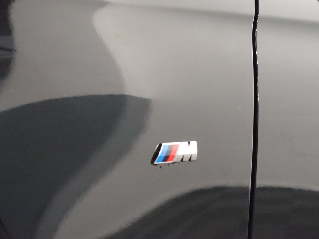 
BMW 3-serie 320i M Performance Aut- 57DKM, Xenon Led, Head-Up, Sfeerverlichting, Lane Assist, Park Assist vol									