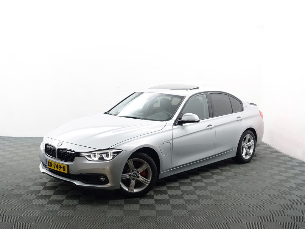 
BMW 3-serie 330e M Sport Aut- Schuifdak, Xenon Led, Park Assist, Sfeerverlichting, Leder Interieur, Navi pro vol									