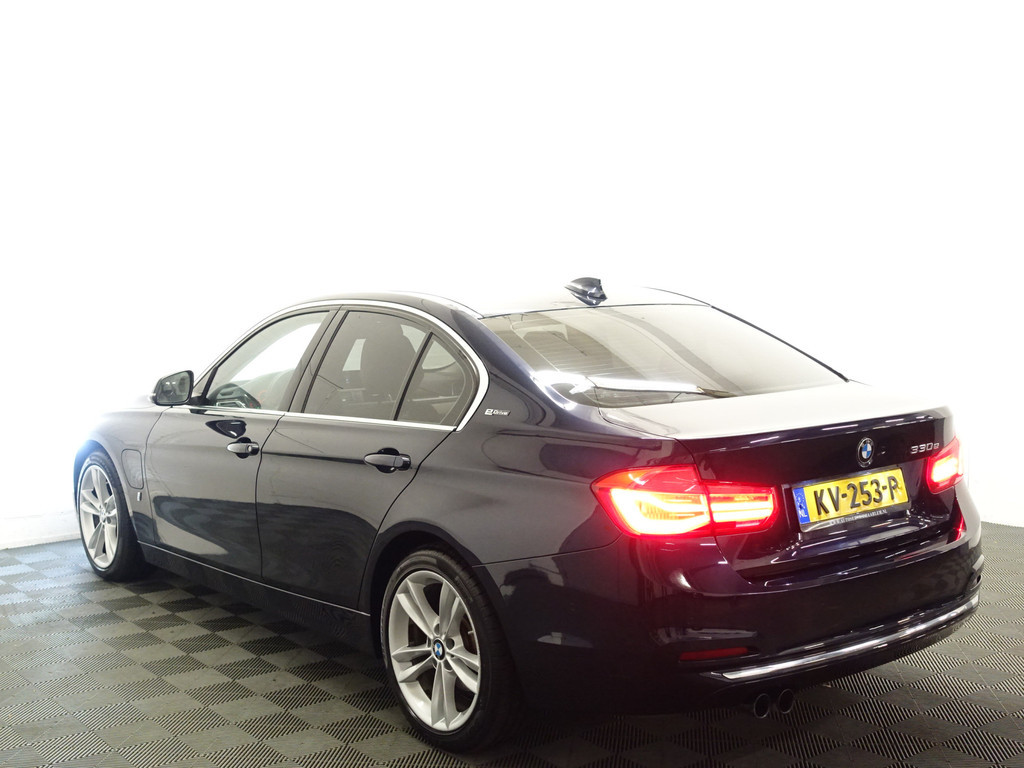 
BMW 3-serie 330e Individual M Sport Aut- Xenon Led, sfeerverlichting, Park Assist, Navi, Lane Assist vol									