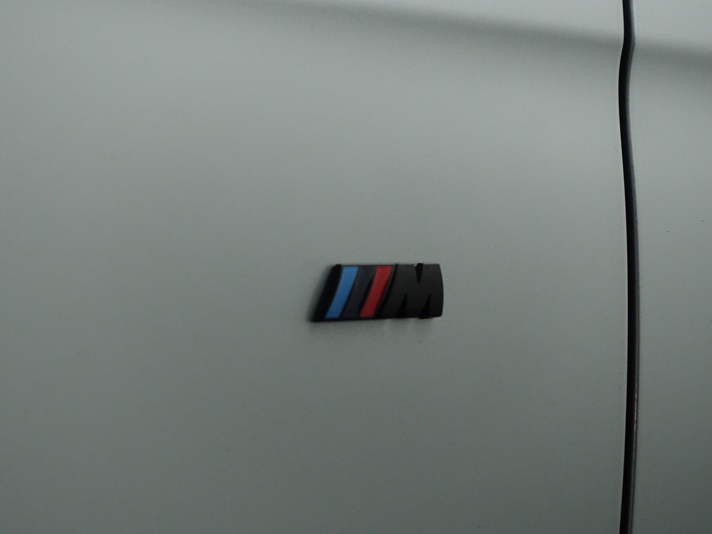 
								BMW 3-serie 320i xDrive 250pk M Performance Aut- Xenon Led, Park Assist, Dynamic Select, Stoelverwarming, Clima vol									