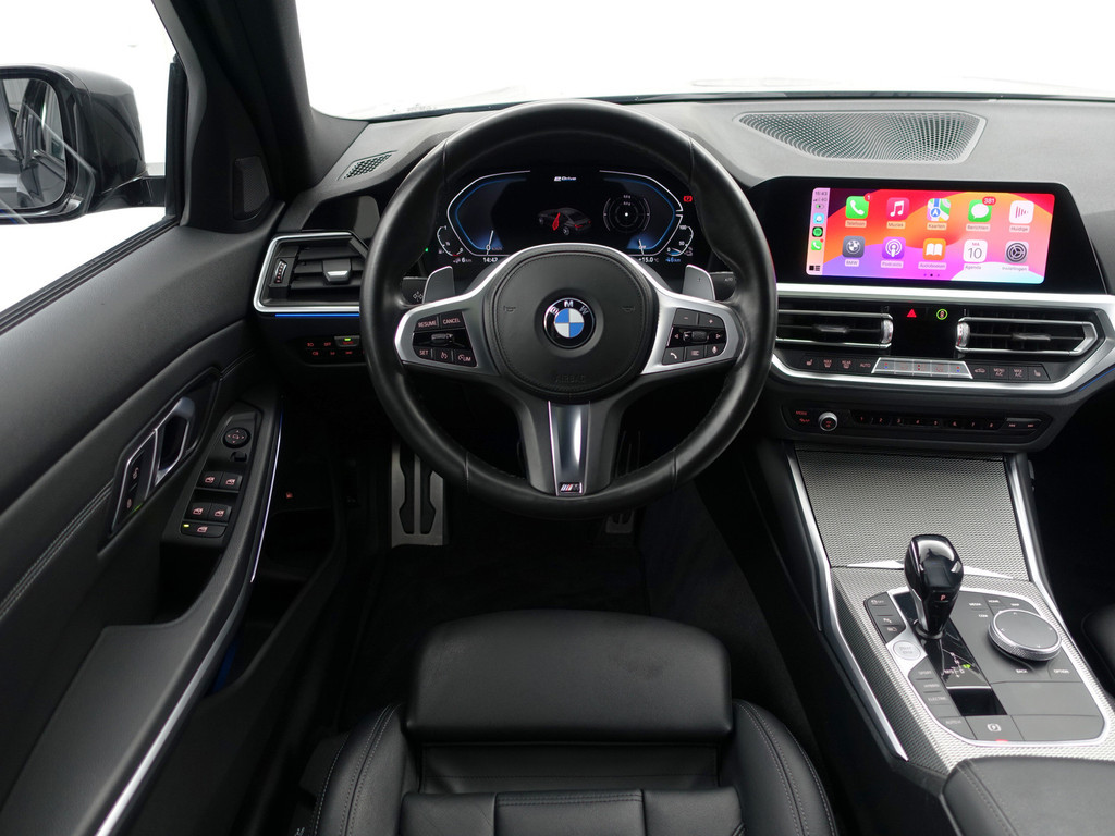 
BMW 3-serie 320e M Performance Aut- Schuifdak, CarPlay, Sfeerverlichting, Standkachel, Xenon Led, Park Assist vol									