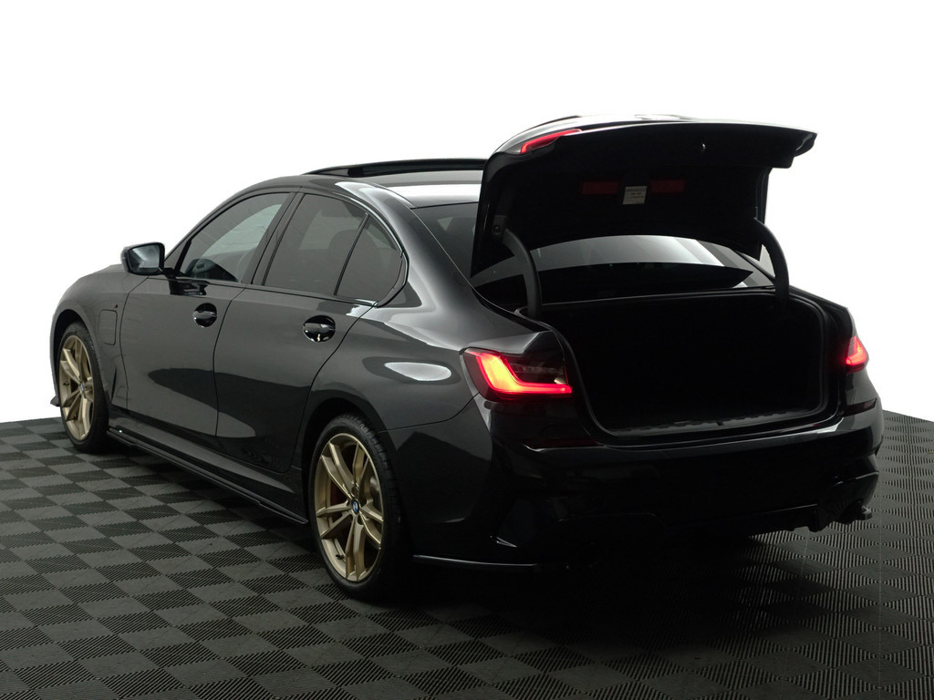 
BMW 3-serie 320e M Performance Aut- Schuifdak, CarPlay, Sfeerverlichting, Standkachel, Xenon Led, Park Assist vol									