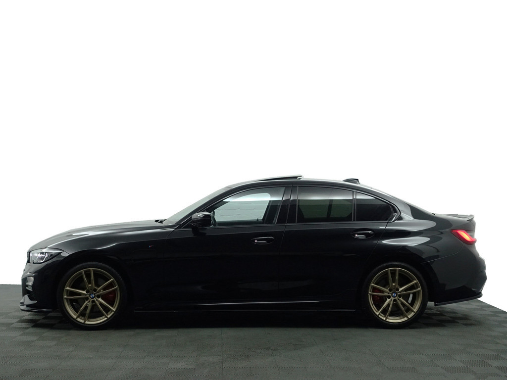 
BMW 3-serie 320e M Performance Aut- Schuifdak, CarPlay, Sfeerverlichting, Standkachel, Xenon Led, Park Assist vol									