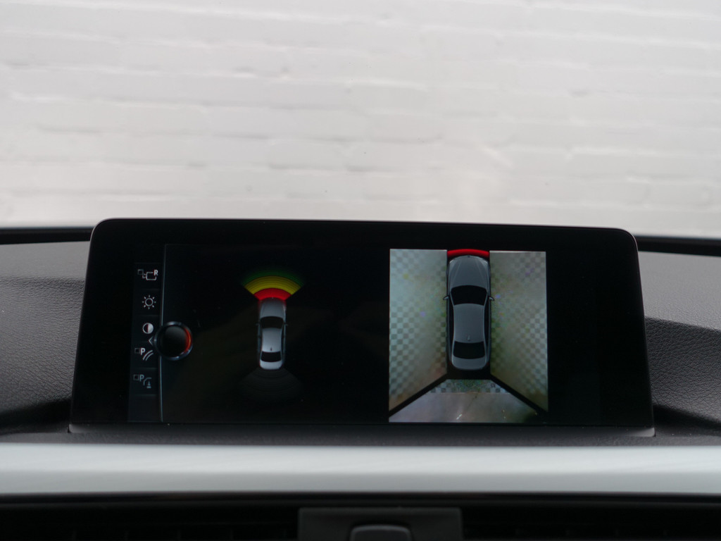 
BMW 3-serie 330e M Performance Aut- Schuifdak, Harman Kardon, Head Up, Lane Assist, 360 Camera, Sfeerverlichting, Xenon Led vol									