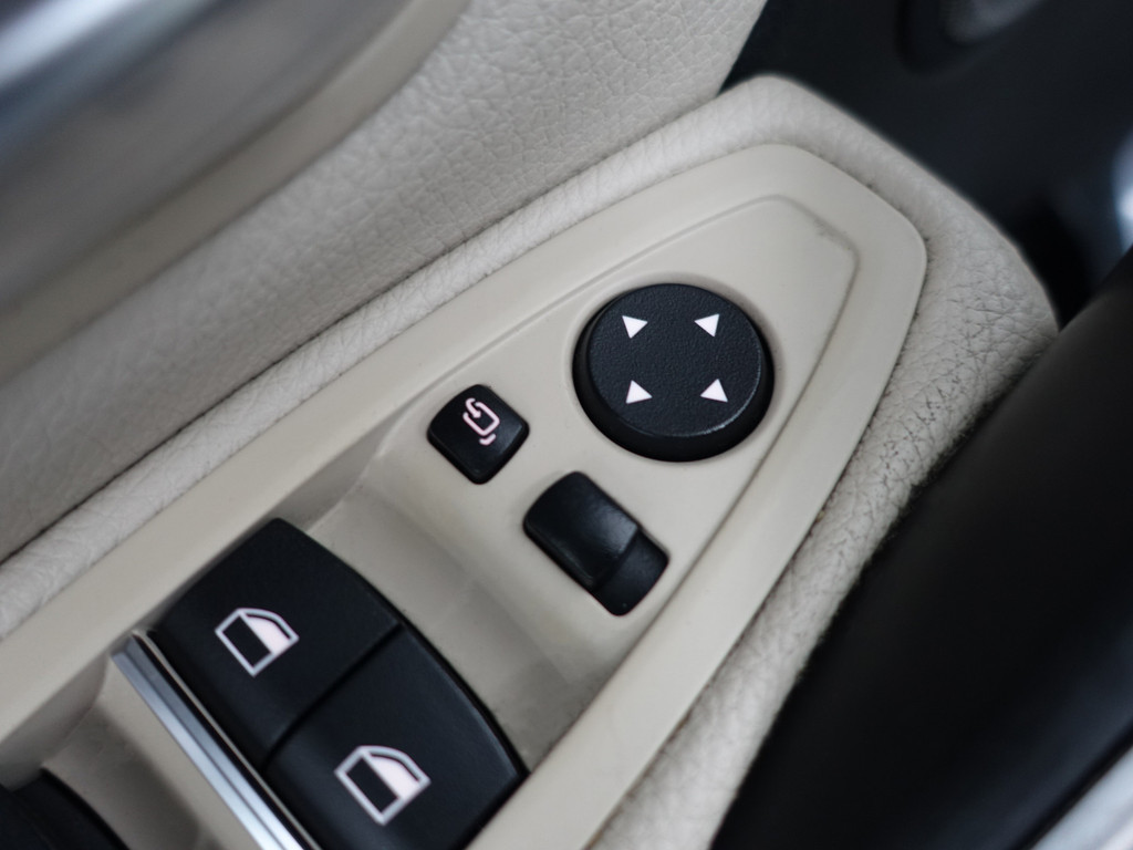 
BMW 3-serie 330e M Performance Aut- Schuifdak, Harman Kardon, Head Up, Lane Assist, 360 Camera, Sfeerverlichting, Xenon Led vol									