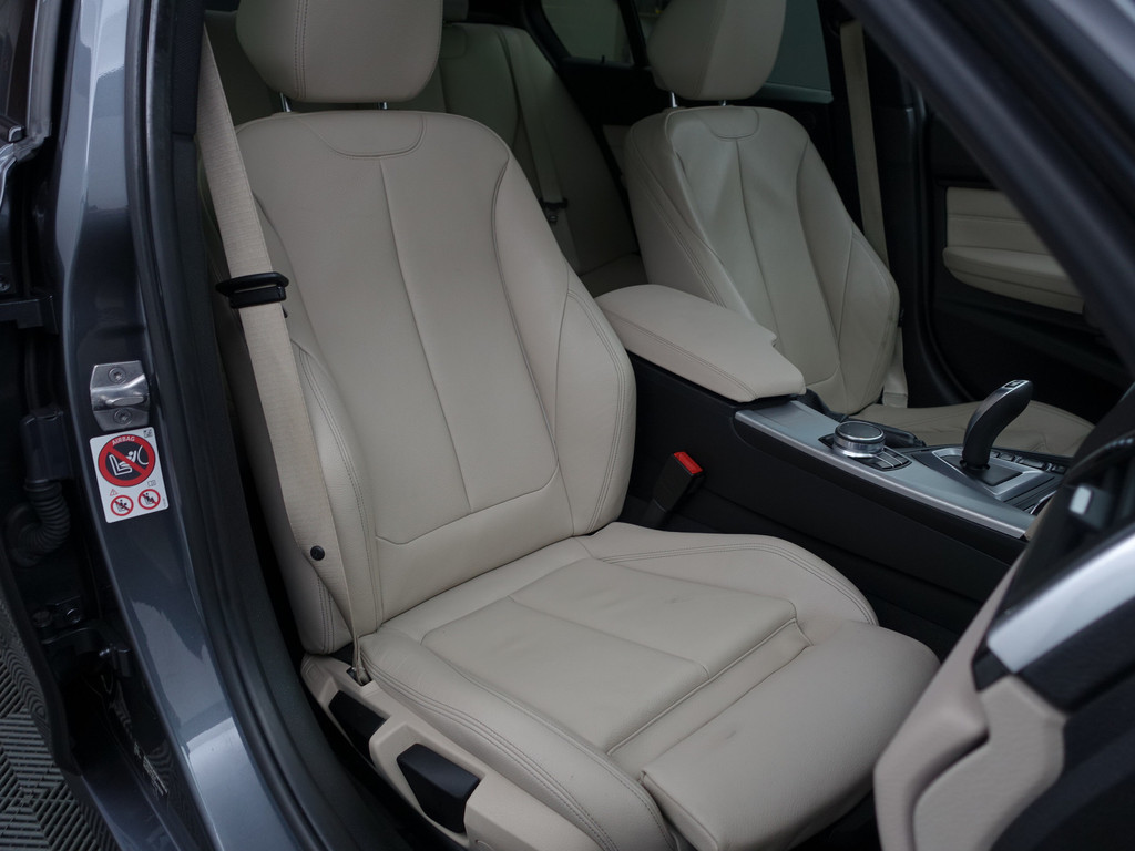 
BMW 3-serie 330e M Performance Aut- Schuifdak, Harman Kardon, Head Up, Lane Assist, 360 Camera, Sfeerverlichting, Xenon Led vol									