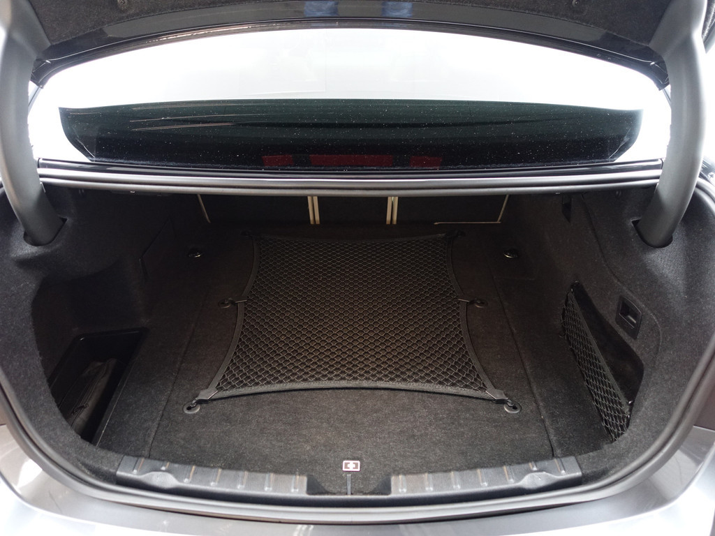 
BMW 3-serie 330e M Performance Aut- Schuifdak, Harman Kardon, Head Up, Lane Assist, 360 Camera, Sfeerverlichting, Xenon Led vol									