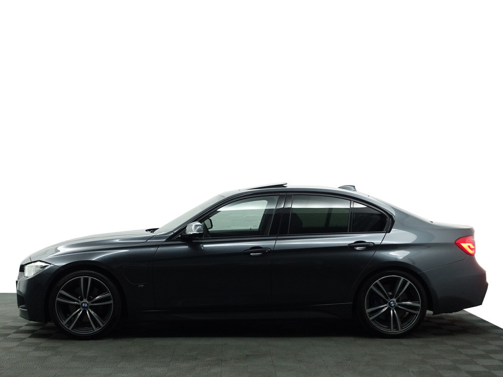 
BMW 3-serie 330e M Performance Aut- Schuifdak, Harman Kardon, Head Up, Lane Assist, 360 Camera, Sfeerverlichting, Xenon Led vol									