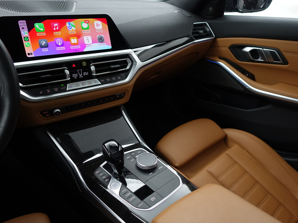 
BMW 3-serie 330e M Sport Aut- Schuifdak, Harman Kardon, Head Up, Sfeerverlichting, 360 Camera, Carplay vol									