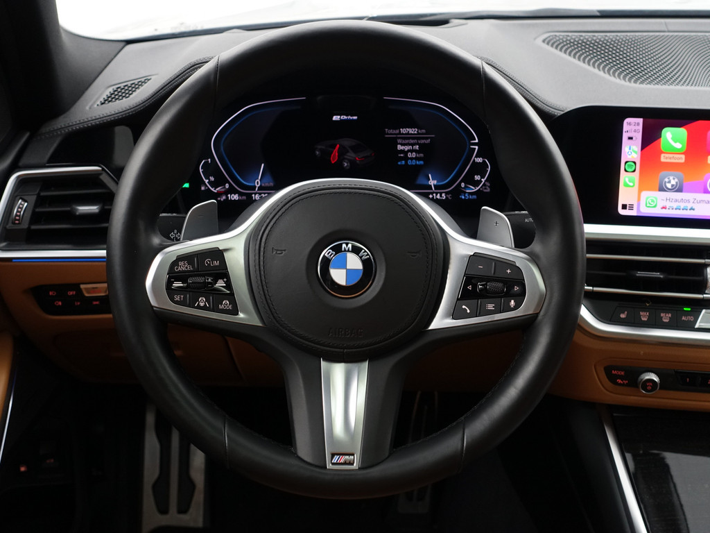 
BMW 3-serie 330e M Sport Aut- Schuifdak, Harman Kardon, Head Up, Sfeerverlichting, 360 Camera, Carplay vol									