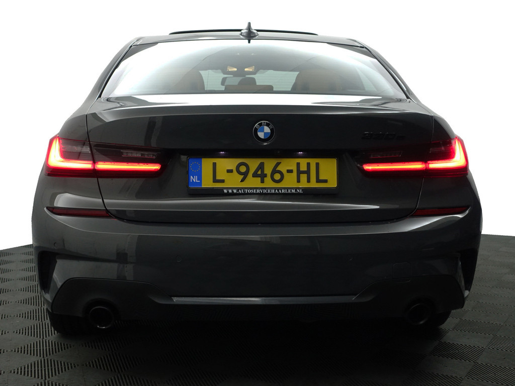 
BMW 3-serie 330e M Sport Aut- Schuifdak, Harman Kardon, Head Up, Sfeerverlichting, 360 Camera, Carplay vol									