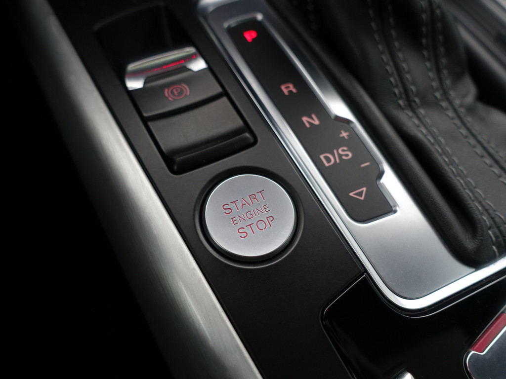 
Audi RS5 4.2 FSI Quattro Performance Aut- Exclusive Interieur, Bang Olufsen, Ada Cruise, Panodak, Keyless vol									