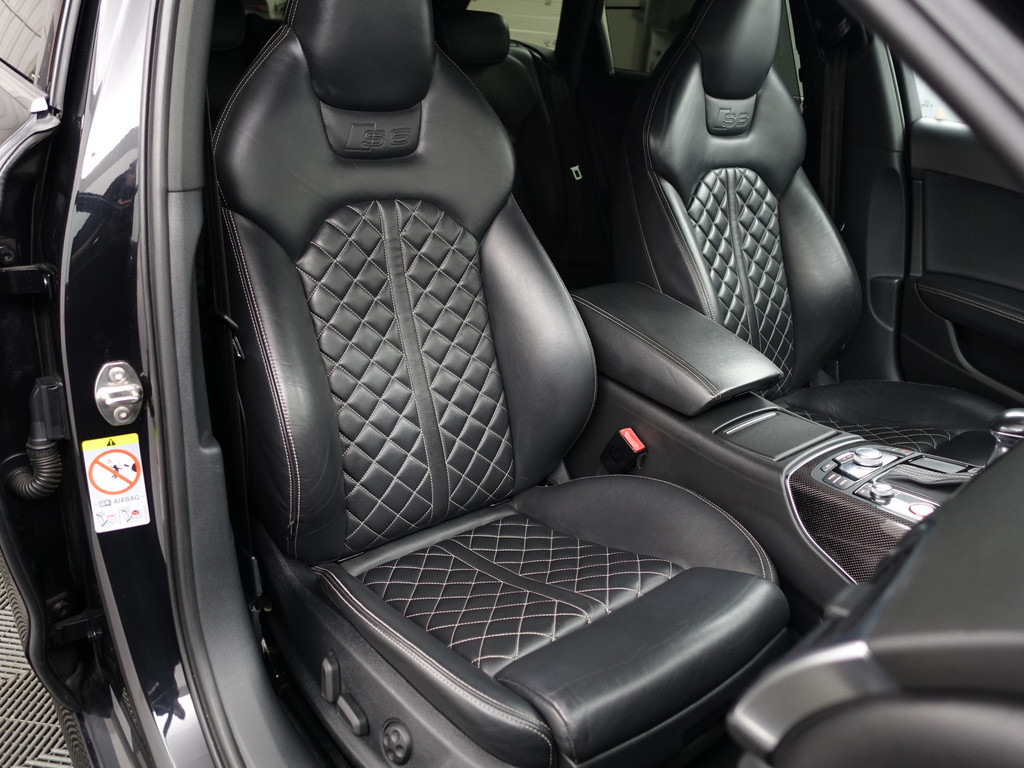 
Audi S6 Avant 4.0 TFSI Performance Quattro Pro Line Plus- Ceramic remmen, Carbon, Design Interieur, Head Up, Xenon Led, Memory vol									