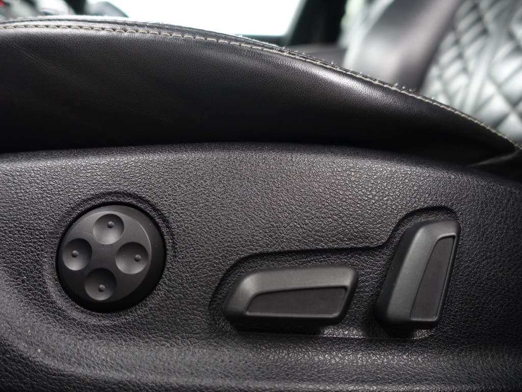 
Audi S6 Avant 4.0 TFSI Performance Quattro Pro Line Plus- Ceramic remmen, Carbon, Design Interieur, Head Up, Xenon Led, Memory vol									