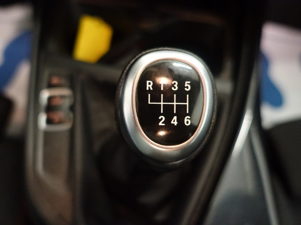 
								BMW 1-serie 116D High Executive Sport- Schuifdak, Navi, Xenon, Sport Interieur, LMV vol									