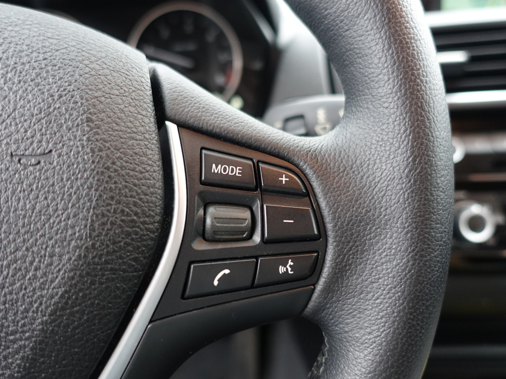 
BMW 1-serie 116d High Executive Aut- NAP 60 DKM, Navi, Led, Clima, Cruise, Dynamic Select, Keyless vol									