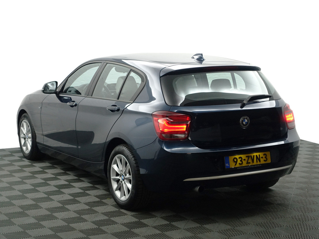 
BMW 1-serie 116i High Executive Sport- Xenon Led, Park Assist, Sport Interieur, Sfeerverlichting, Dynamic Select vol									