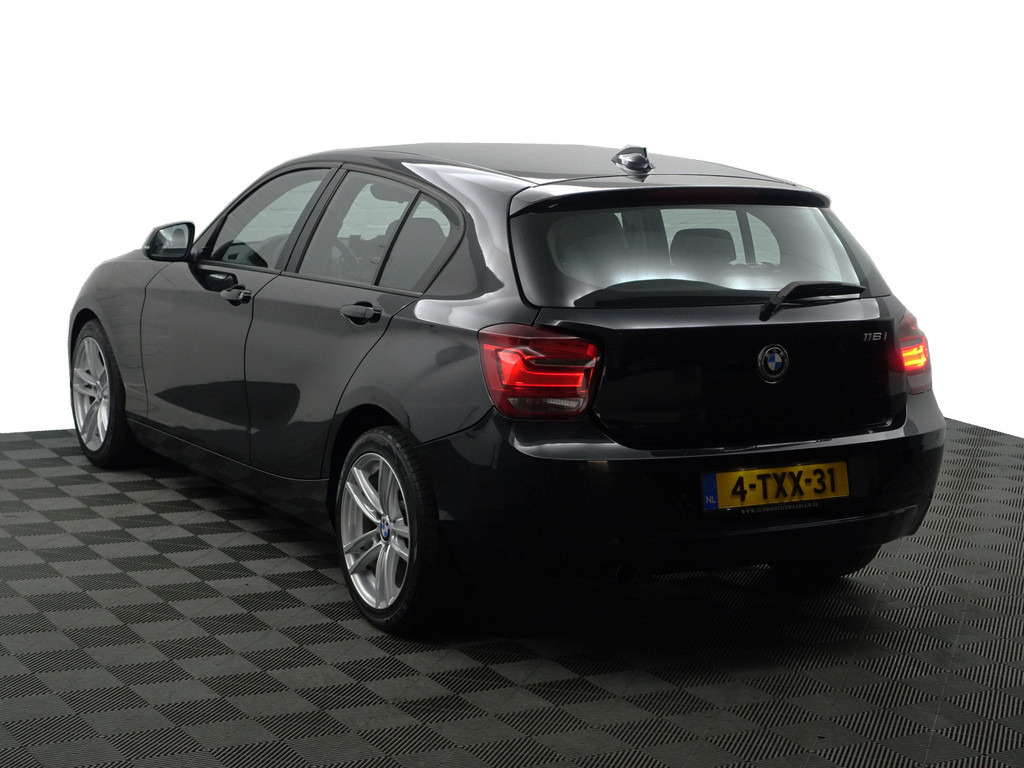 
								BMW 1-serie 116i High Executive Aut- Xenon Led, Park Assist, Dynamic Select, Navi, Clima, Cruise vol									