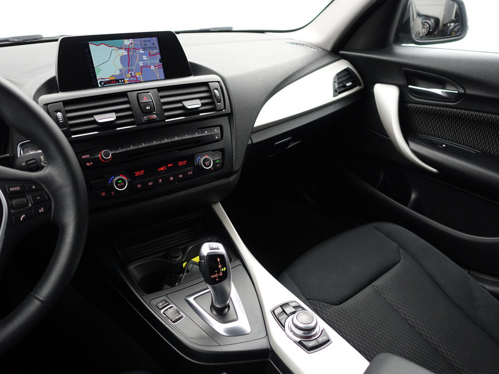
								BMW 1-serie 116i High Executive Aut- Xenon Led, Park Assist, Dynamic Select, Navi, Clima, Cruise vol									
