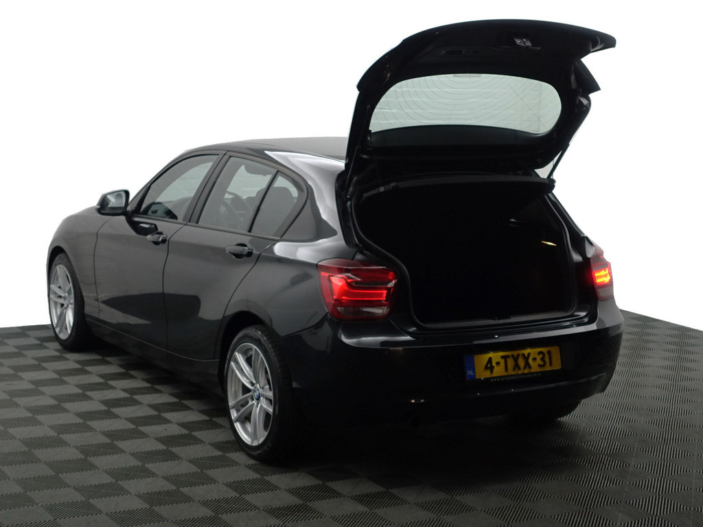 
								BMW 1-serie 116i High Executive Aut- Xenon Led, Park Assist, Dynamic Select, Navi, Clima, Cruise vol									