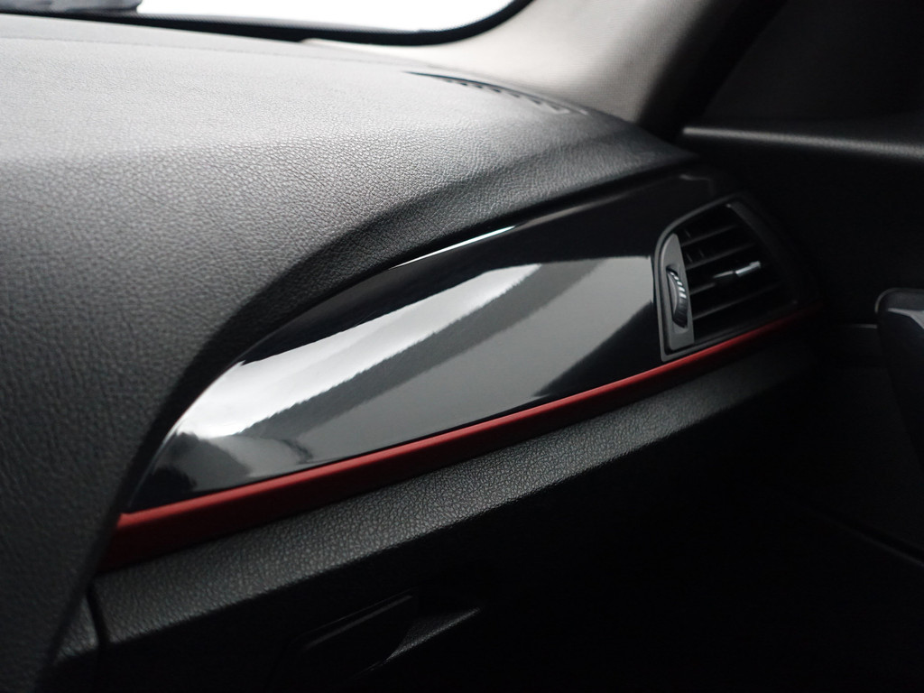 
BMW 1-serie 114i M Sport+ Xenon Led, Sport Leder Interieur, Sfeerverlichting, Park Assist, Clima vol									