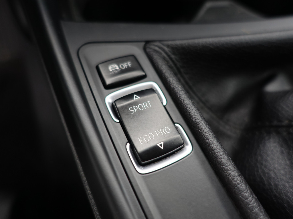 
BMW 1-serie 114i M Sport+ Xenon Led, Sport Leder Interieur, Sfeerverlichting, Park Assist, Clima vol									