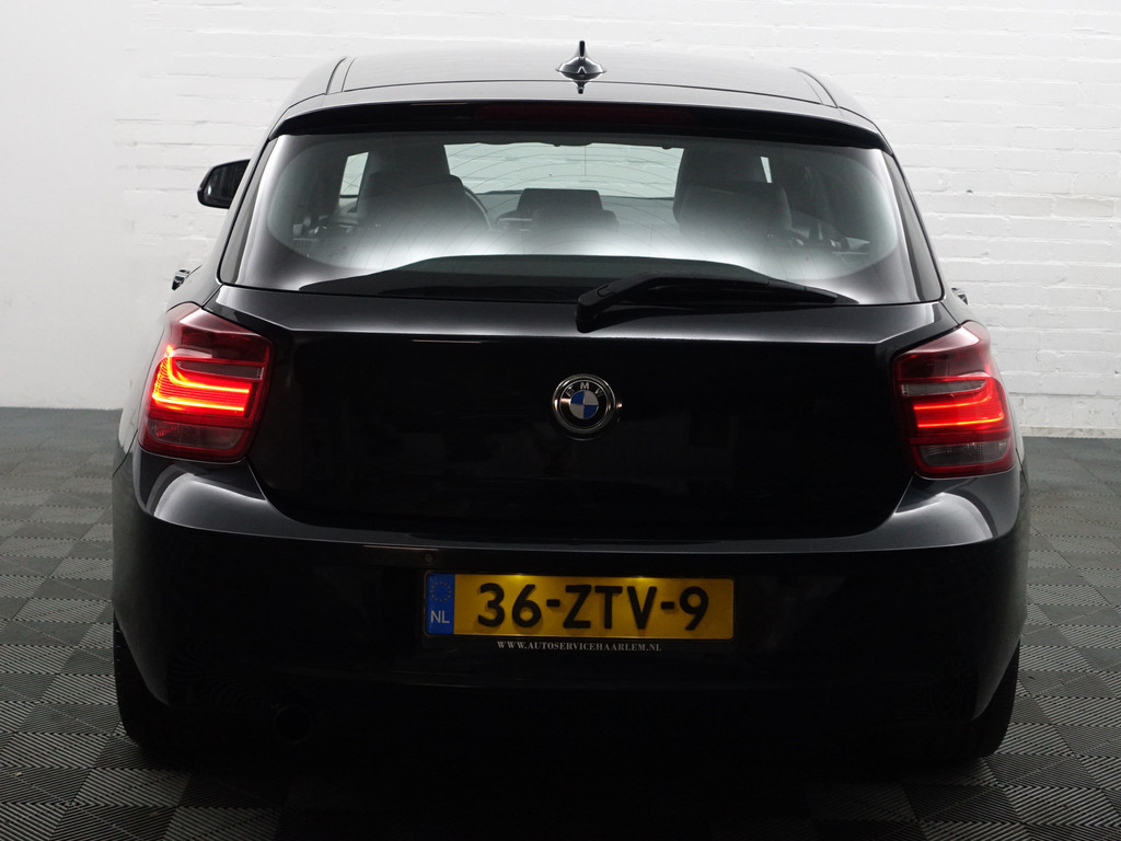 
BMW 1-serie 114i M Sport+ Xenon Led, Sport Leder Interieur, Sfeerverlichting, Park Assist, Clima vol									