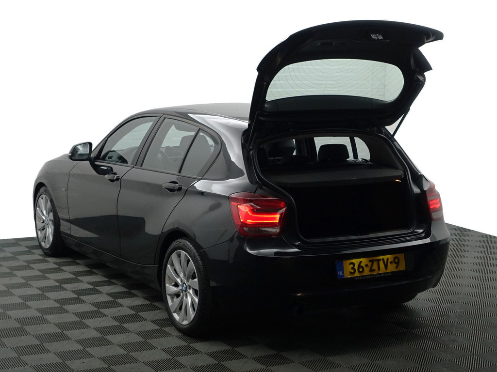 
BMW 1-serie 114i M Sport+ Xenon Led, Sport Leder Interieur, Sfeerverlichting, Park Assist, Clima vol									