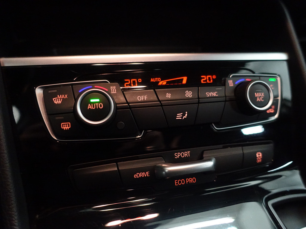 
BMW 2 Serie Active Tourer 225xe iPerformance High Executive Aut- Park Assist, Xenon Led, Leder, Navi, Clima, Dynamic Select vol									