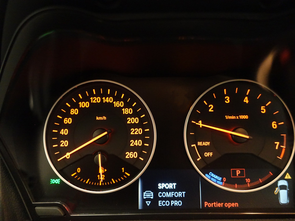 
BMW 2 Serie Active Tourer 225xe iPerformance High Executive Aut- Park Assist, Xenon Led, Leder, Navi, Clima, Dynamic Select vol									