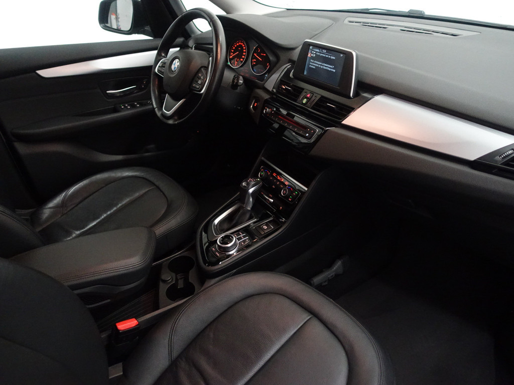 
BMW 2 Serie Active Tourer 225xe iPerformance High Executive Aut- Park Assist, Xenon Led, Leder, Navi, Clima, Dynamic Select vol									