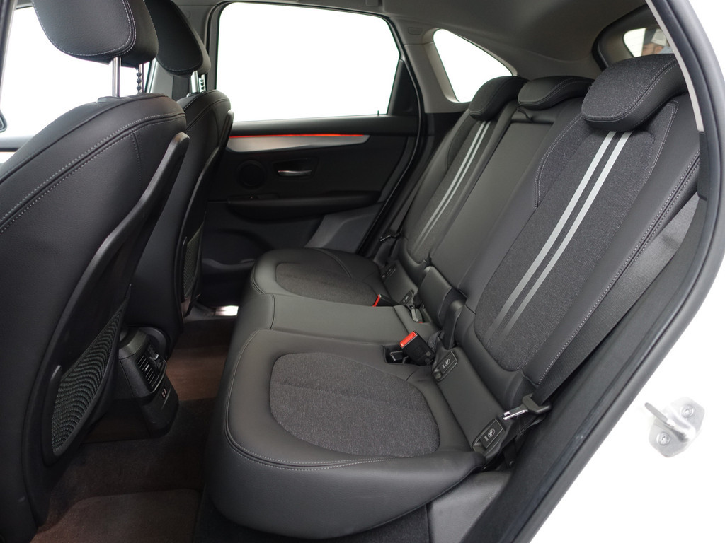 
								BMW 2 Serie Active Tourer 225xe iPerformance High Executive Aut- Xenon Led, Sport Interieur, Park Assist, Virtual Cockpit, Sfeerverlichting vol									