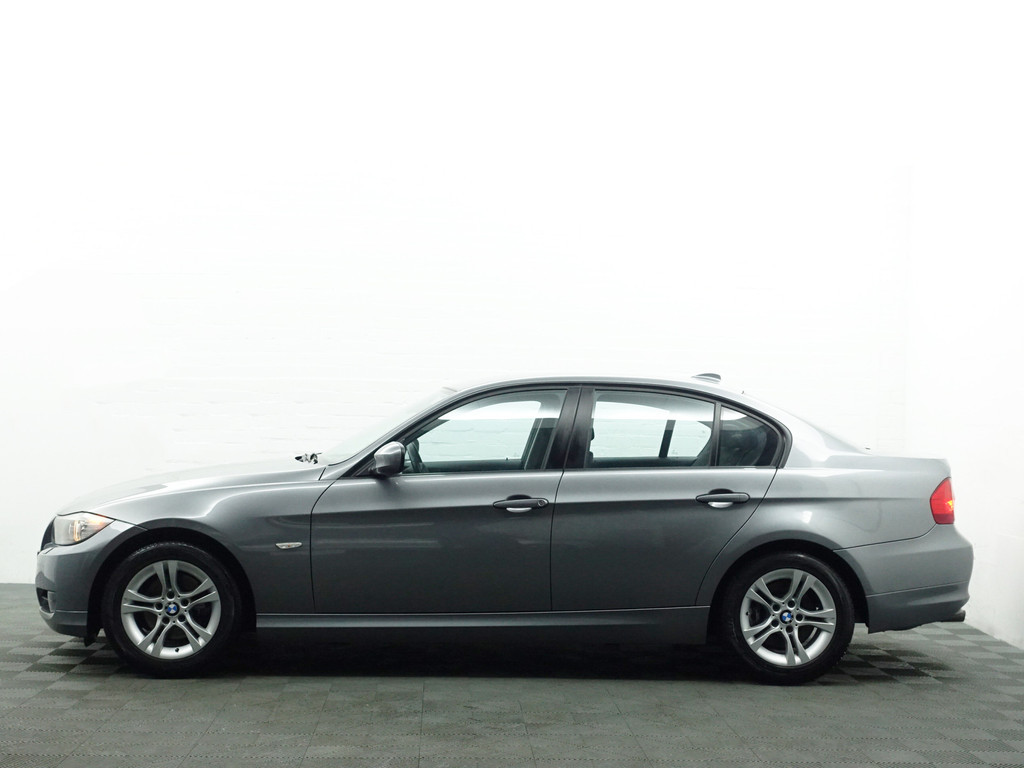 
								BMW 3 Serie 318i High Executive- NAP 103dkm, Dealer Onderhouden, Navi, Park Assist, Xenon vol									