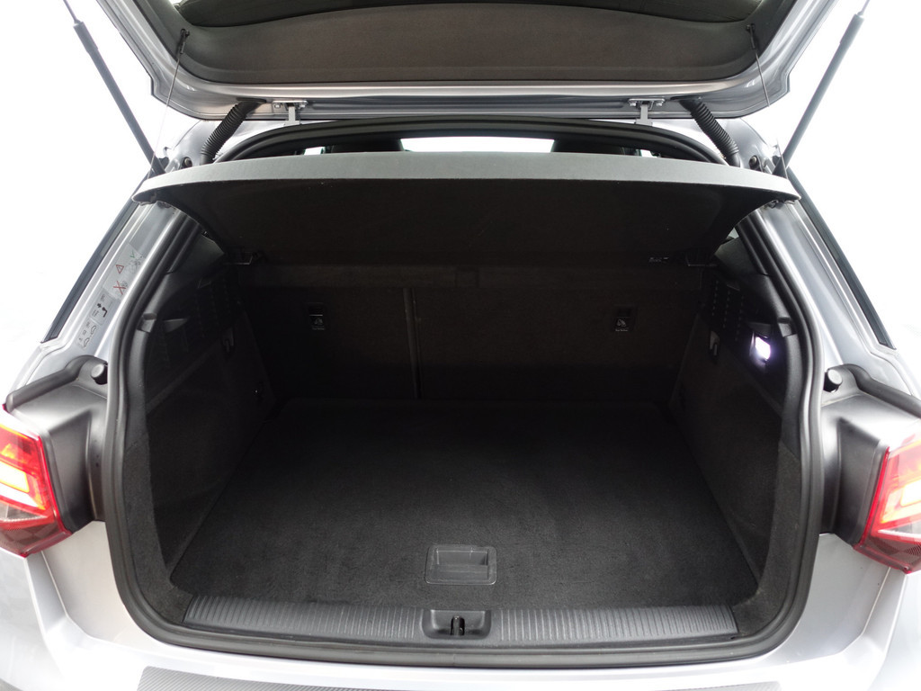 
Audi Q2 1.4 TFSI 150pk S-line Black Optic Aut- Sport Interieur, Navi, Park Assist, Cruise, Trekhaak vol									