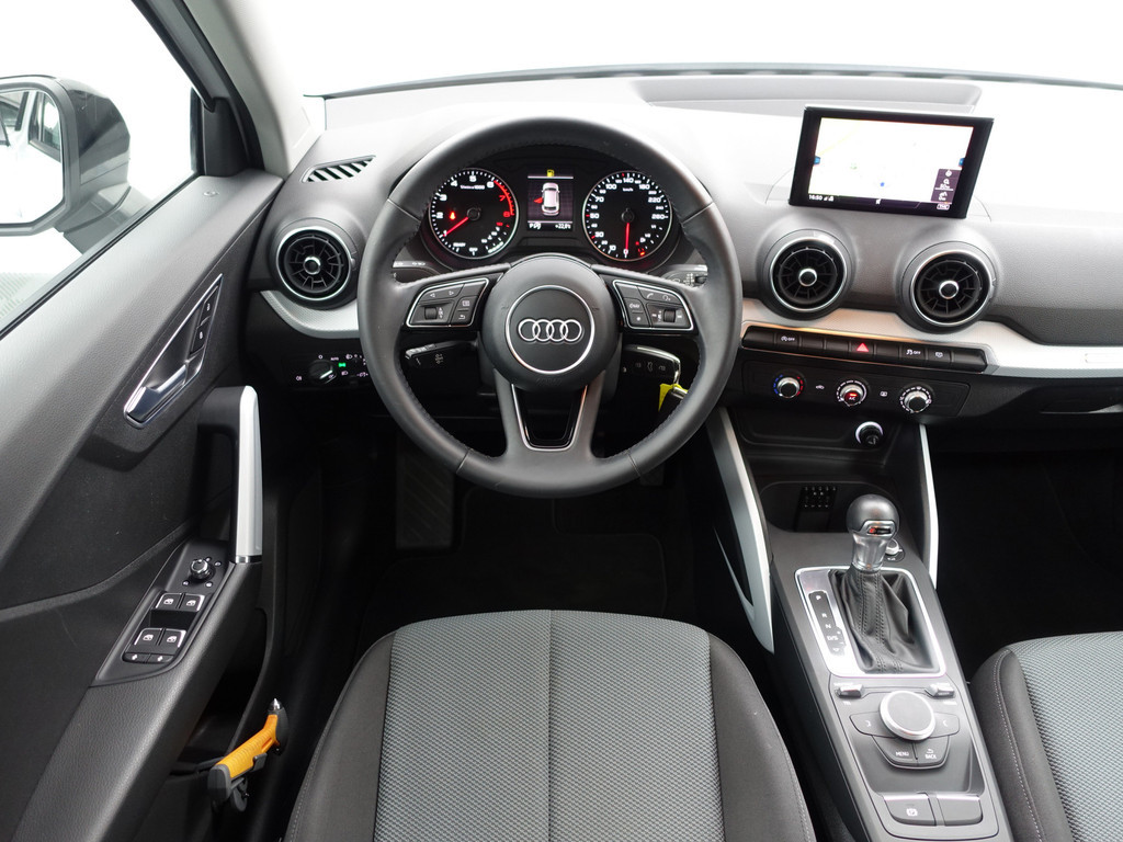 
Audi Q2 1.0 TFSI S-line Aut- Two Tone, Navi, Park Assist, Led, Cruise, Trekhaak vol									