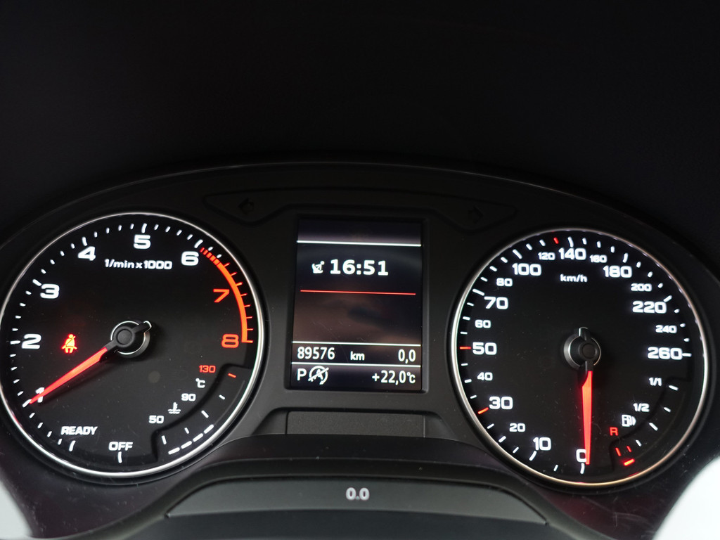 
Audi Q2 1.0 TFSI S-line Aut- Two Tone, Navi, Park Assist, Led, Cruise, Trekhaak vol									