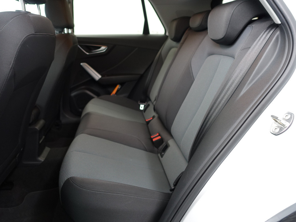 
Audi Q2 1.0 TFSI S-line Aut- Two Tone, Navi, Park Assist, Led, Cruise, Trekhaak vol									