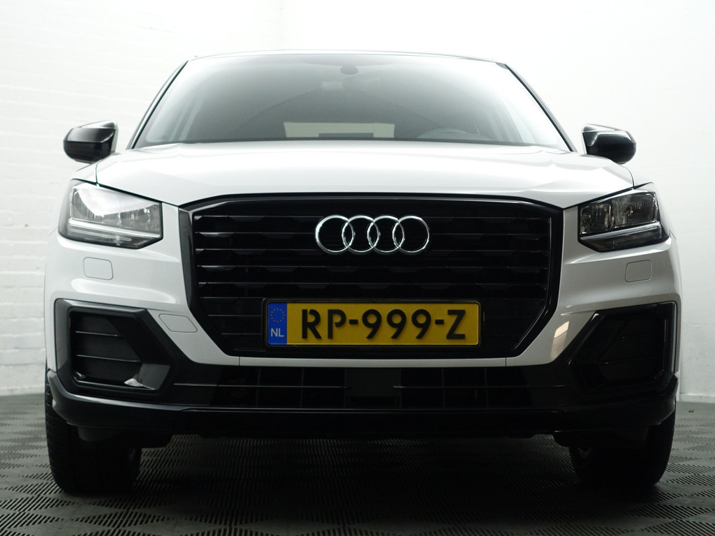 
Audi Q2 1.0 TFSI S-line Aut- Two Tone, Navi, Park Assist, Led, Cruise, Trekhaak vol									
