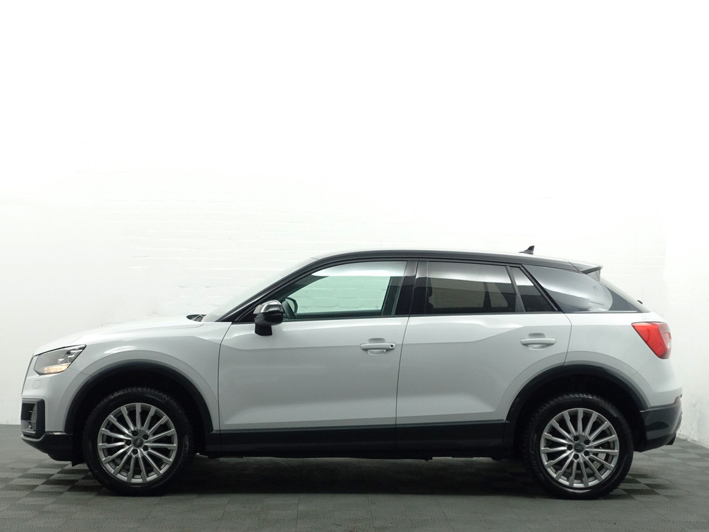 
Audi Q2 1.0 TFSI S-line Aut- Two Tone, Navi, Park Assist, Led, Cruise, Trekhaak vol									