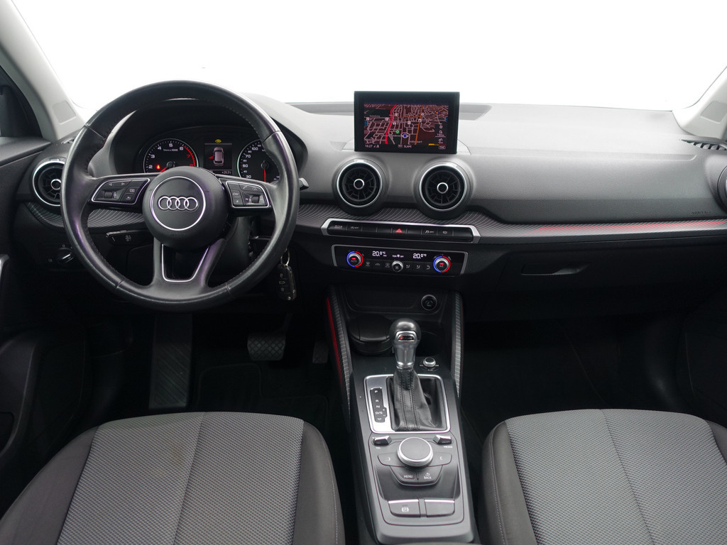 
Audi Q2 35 TFSI S-line Aut- Sfeerverlichting, Dynamic Select, Park Assist, Cruise, Clima vol									