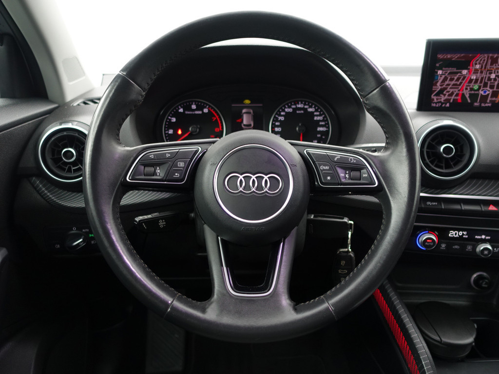 
Audi Q2 35 TFSI S-line Aut- Sfeerverlichting, Dynamic Select, Park Assist, Cruise, Clima vol									