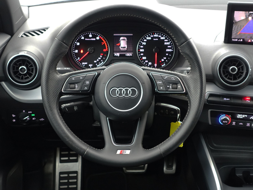 
Audi Q2 1.4 TFSI 150pk S Line Aut- Xenon Led, Camera, Park Assist, Pre sense, Sport Leder Interieur vol									