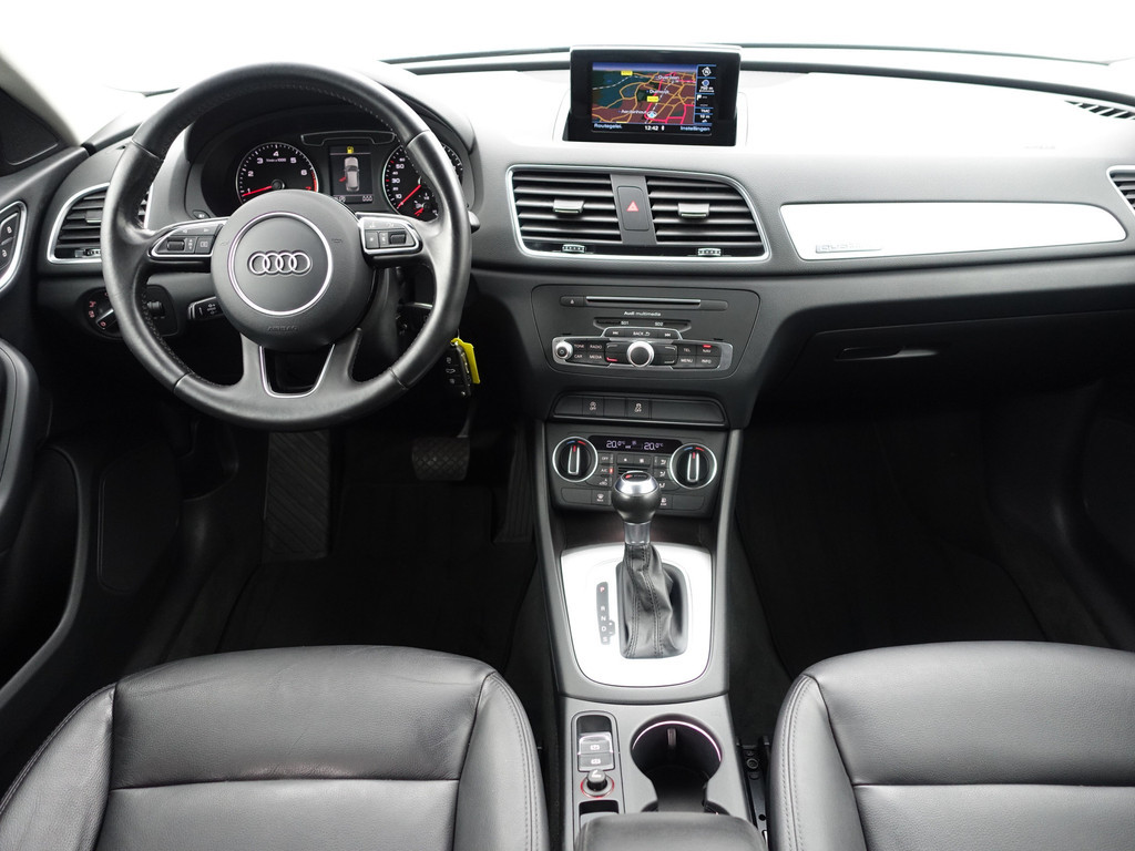 
Audi Q3 2.0 TFSI Quattro S Line+ Aut- Xenon Led, Leder Sport Interieur, Sfeerverlichting, Park Assist, Trekhaak vol									