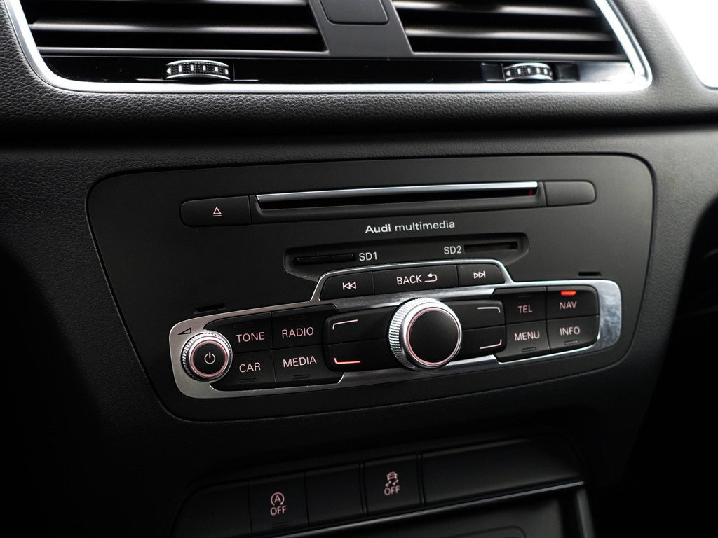 
Audi Q3 2.0 TFSI Quattro S Line+ Aut- Xenon Led, Leder Sport Interieur, Sfeerverlichting, Park Assist, Trekhaak vol									