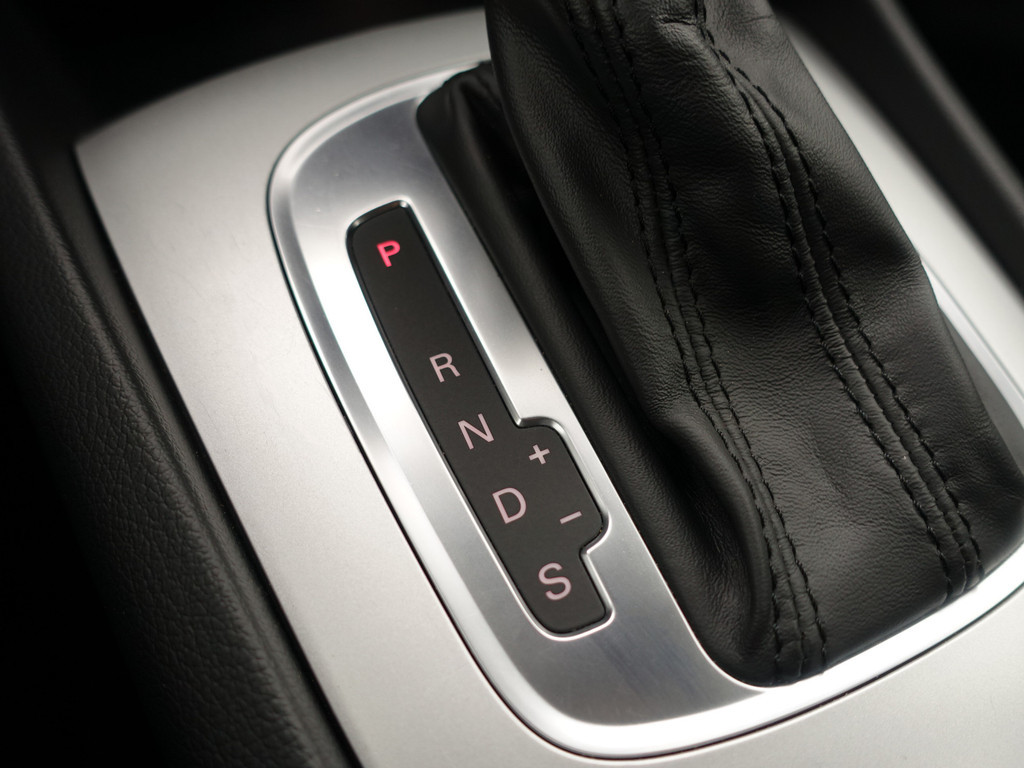 
Audi Q3 2.0 TFSI Quattro S Line+ Aut- Xenon Led, Leder Sport Interieur, Sfeerverlichting, Park Assist, Trekhaak vol									