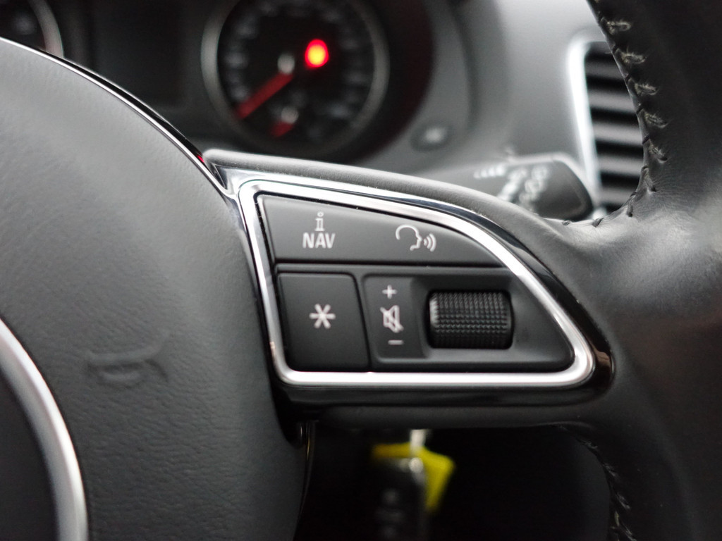 
Audi Q3 2.0 TFSI Quattro S Line+ Aut- Xenon Led, Leder Sport Interieur, Sfeerverlichting, Park Assist, Trekhaak vol									