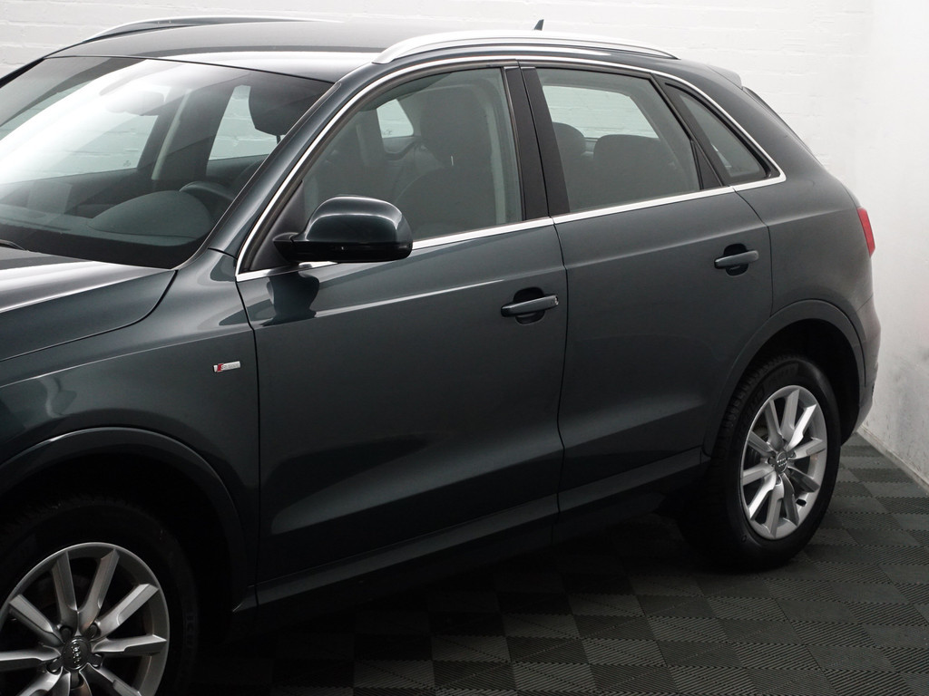 
Audi Q3 2.0 TFSI Quattro S Line+ Aut- Xenon Led, Leder Sport Interieur, Sfeerverlichting, Park Assist, Trekhaak vol									
