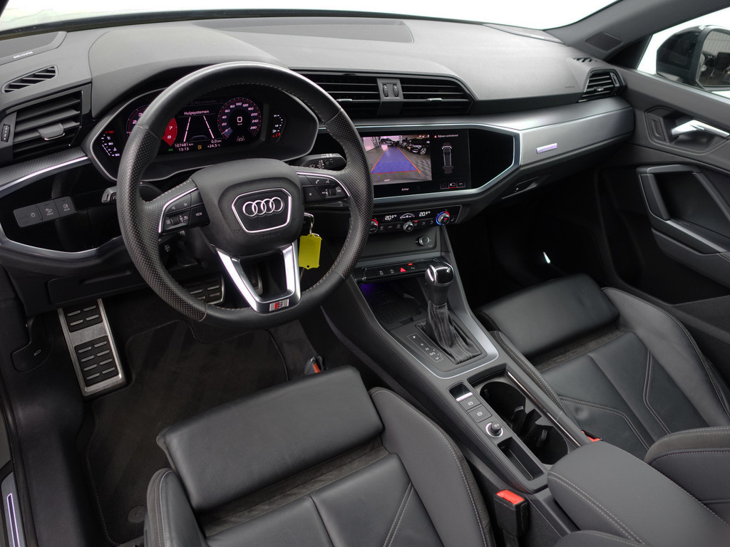 
								Audi Q3 35 TFSI S Competition Black Optic Aut- Sfeerverlichting, Bang Olufsen, CarPlay, Xenon Led, Camera, Park Assist vol									