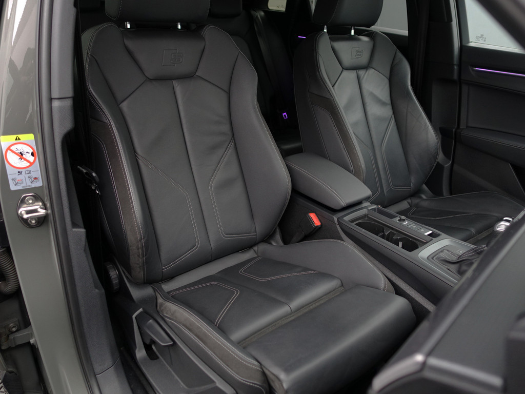 
								Audi Q3 35 TFSI S Competition Black Optic Aut- Sfeerverlichting, Bang Olufsen, CarPlay, Xenon Led, Camera, Park Assist vol									